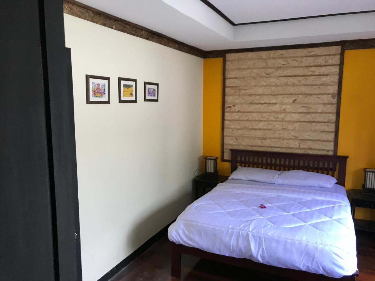Boutique Hotel & Restaurant, Jaidee Bamboo Huts Chiang Mai Exterior photo